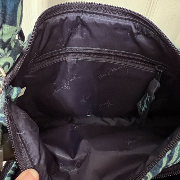 Vera Bradley Crossbody Bag Women's
Medium Blue Moroccan Cuban Tile Pattern - Picture 4 of 9